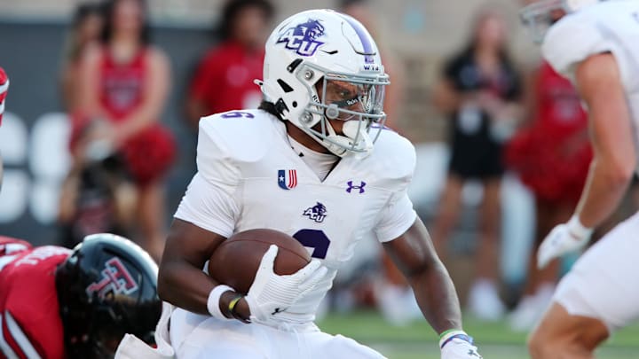 Abilene Christian Wildcats running back Sam Hicks
