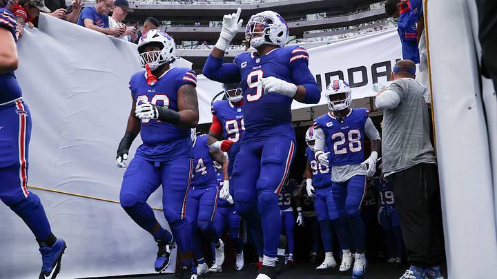Buffalo Bills linebacker Bradley Chubb (9) runs onto the field before the game against the Houston Texans at Reliant Stadium. Mandatory Credit: Troy Taormina-Imagn Images Buffalo Bills linebacker Bradley Chubb (9) runs onto the field before the game against the Houston Texans at Reliant Stadium. Mandatory Credit: Troy Taormina-Imagn Images