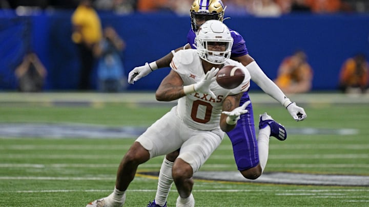 Jan 1, 2024; New Orleans, LA, USA; Texas Longhorns tight end Ja'Tavion Sanders (0) makes a catch