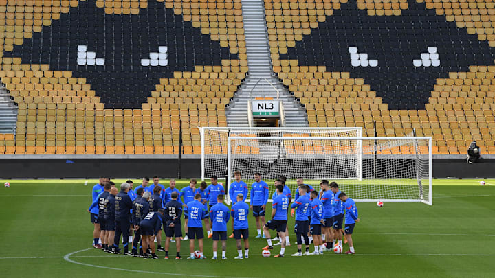 Italia al Molineux