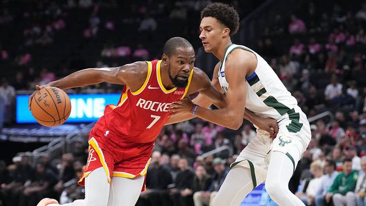 Oct 28, 2026; Milwaukee, Wisconsin, USA; Houston Rockets forward Kevin Durant (7) drives against Milwaukee Bucks forward Nate Ament (15) in the first half at Fiserv Forum. Mandatory Credit: Michael McLoone-Imagn Images Oct 28, 2026; Milwaukee, Wisconsin, USA; Houston Rockets forward Kevin Durant (7) drives against Milwaukee Bucks forward Nate Ament (15) in the first half at Fiserv Forum. Mandatory Credit: Michael McLoone-Imagn Images