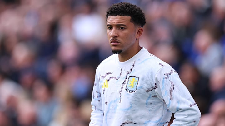 Jadon Sancho aún no ha despegado en el Aston Villa