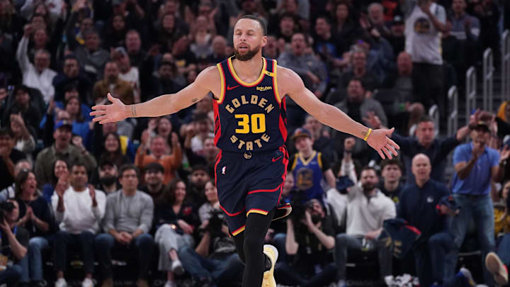 Apr 4, 2025; San Francisco, California, USA; Golden State Warriors guard Stephen Curry (30) celebrates after scoring against the Denver Nuggets in the second period at Chase Center. Mandatory Credit: David Gonzales-Imagn Images Apr 4, 2025; San Francisco, California, USA; Golden State Warriors guard Stephen Curry (30) celebrates after scoring against the Denver Nuggets in the second period at Chase Center. Mandatory Credit: David Gonzales-Imagn Images