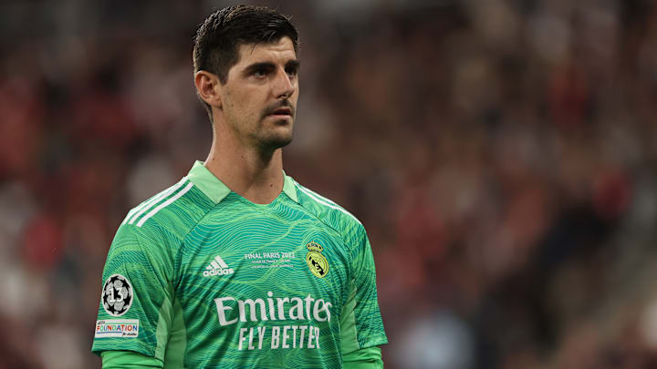 Auteur d'une première mi-temps de folie, Thibaut Courtois enflamme Twitter Auteur d'une première mi-temps de folie, Thibaut Courtois enflamme Twitter