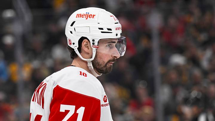 NHL: MAR 31 Red Wings at Penguins NHL: MAR 31 Red Wings at Penguins