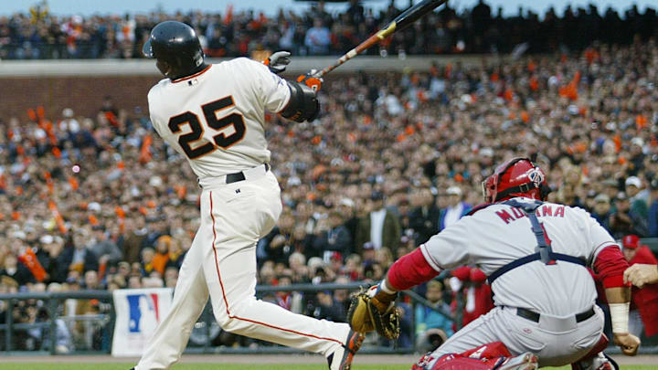 San Francisco Giants' Barry Bonds hits a one run d San Francisco Giants' Barry Bonds hits a one run d