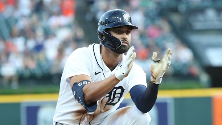 Detroit Tigers center fielder Riley Greene (31) triples against the San Francisco Giants.