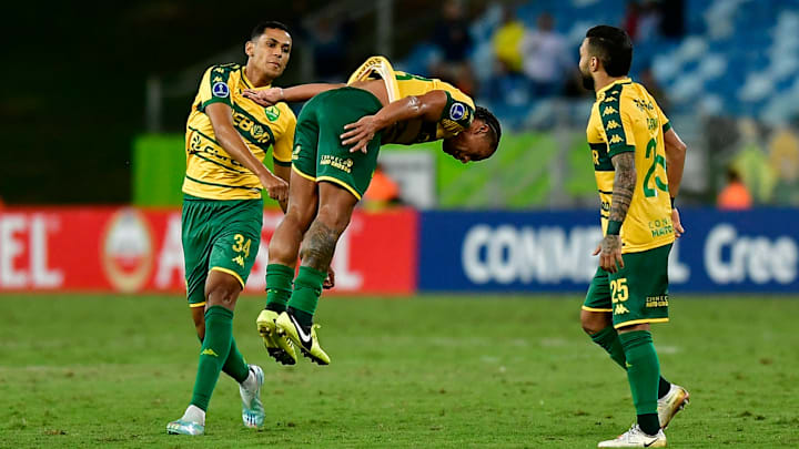 Cuiabá x Chapecoense é um dos principais jogos da 27ª rodada do Brasileirão Série B