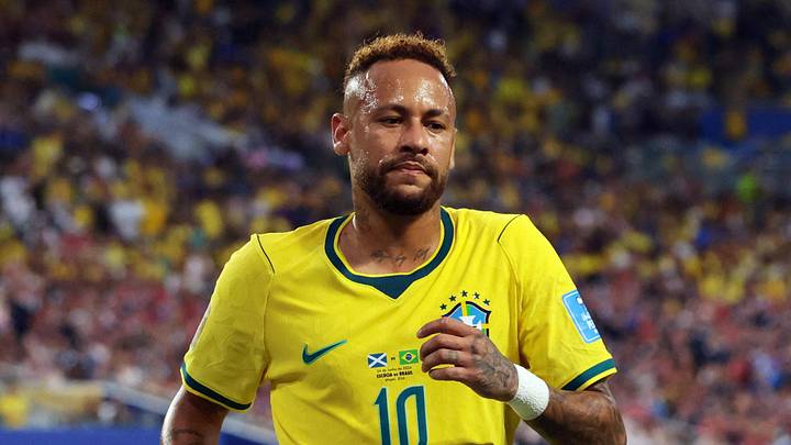 Neymar Rejects MLS Offer Yet Keeps Door Open for Stunning U.S. Switch—Report