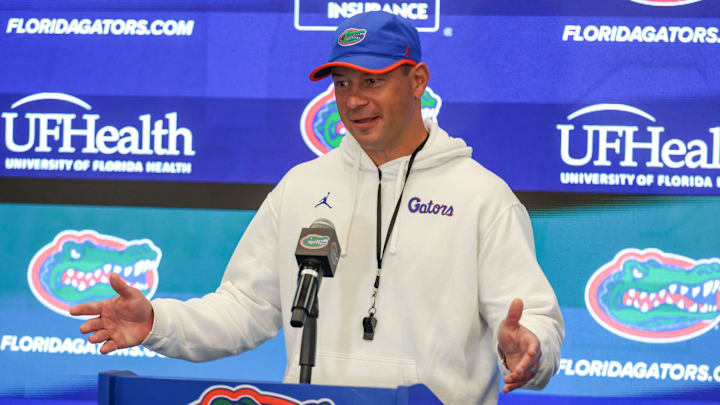 Florida head coach Jon Sumrall is making big moves in the 2027 recruiting class. Florida head coach Jon Sumrall is making big moves in the 2027 recruiting class.