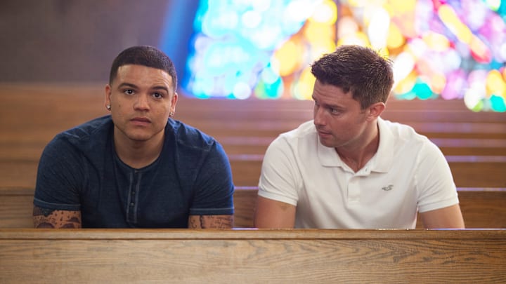 FX’s American Sports Story: Aaron Hernandez -- "Pray the Gay Away" -- Episode 3 (Airs Tuesday, September 24) Pictured: (l-r) Josh Rivera as Aaron Hernandez, Patrick Schwarzenegger as Tim Tebow. CR: Michael Parmelee/FX