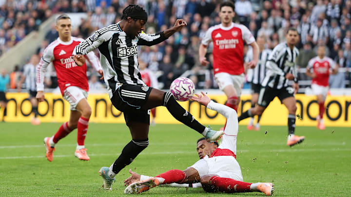 Newcastle appealed for a penalty late against Arsenal.