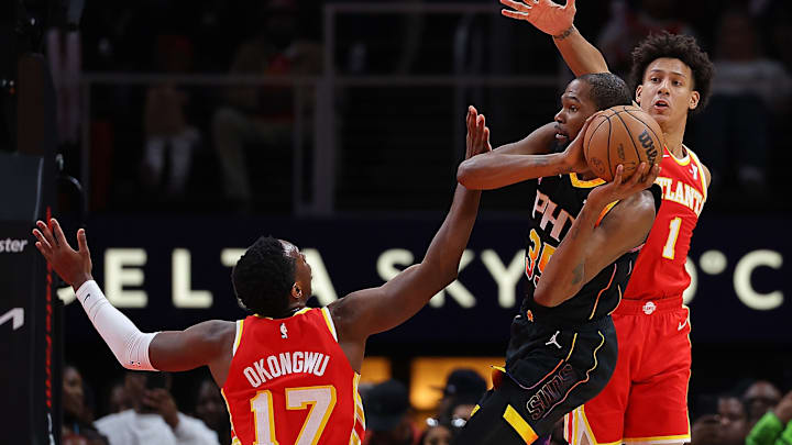 Phoenix Suns v Atlanta Hawks