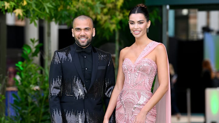 Dani Alves y Joana Sanz afrontan un difícil momento en su matrimonio luego de la denuncia de abuso sexual que pesa sobre el jugador
