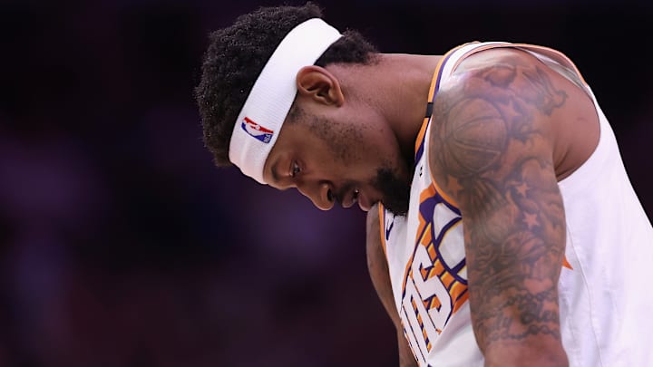 San Antonio Spurs v Phoenix Suns