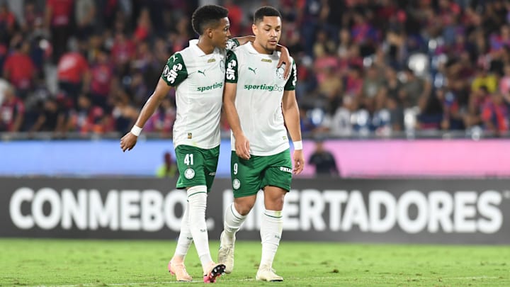 Equipe jogará seis partidas antes do embarque para o Mundial