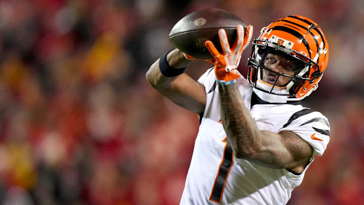 Cincinnati Bengals wide receiver Ja'Marr Chase (1) catches a pass in the fourth quarter during a Week 17 NFL football game between the Cincinnati Bengals and the Kansas City Chiefs, Sunday, Dec. 31, 2023, at GEHA Field at Arrowhead Stadium in Kansas City, Mo. The Kansas City Chiefs won, 25-17.