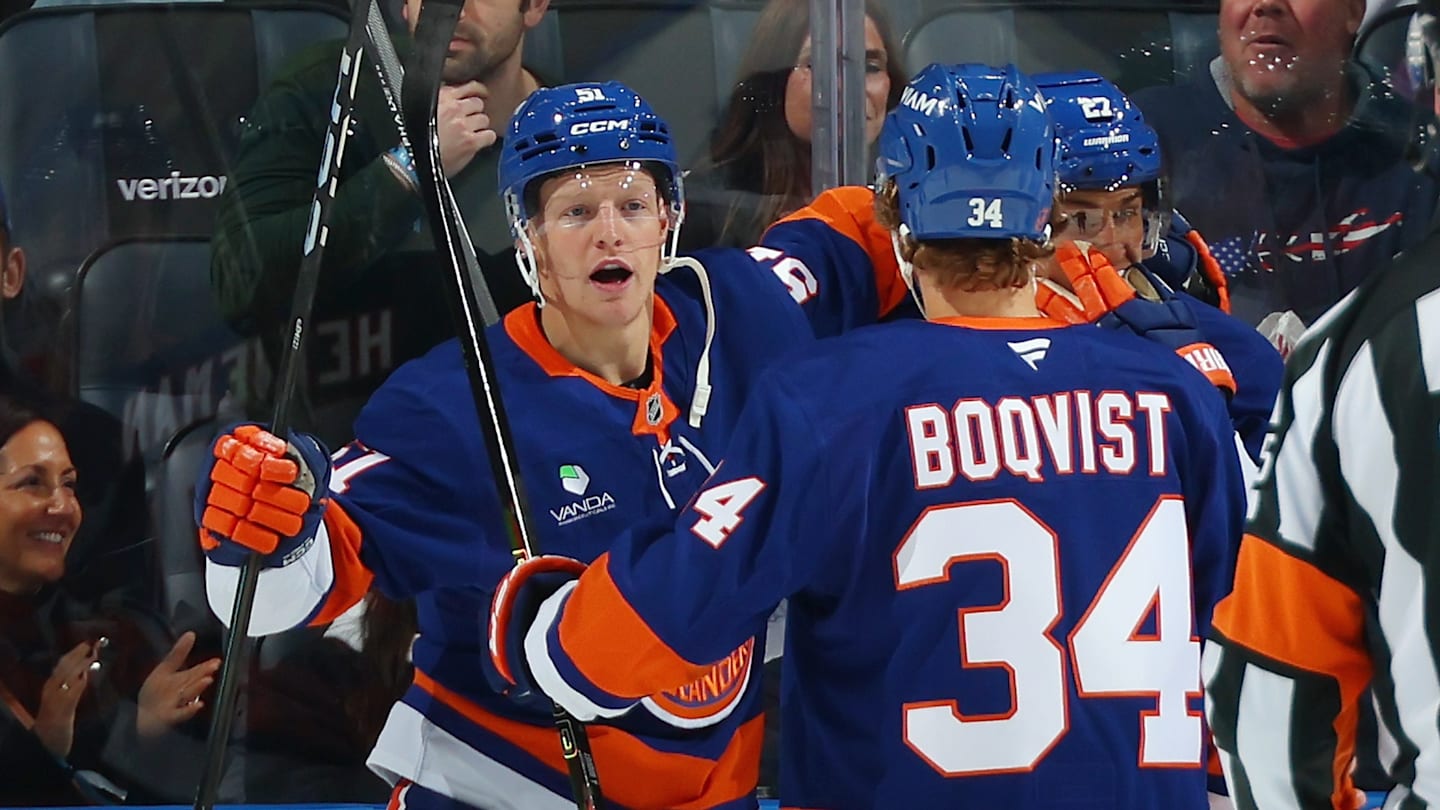 NY Islanders fans calling Emil Heineman trade a heist of the Montreal Canadiens