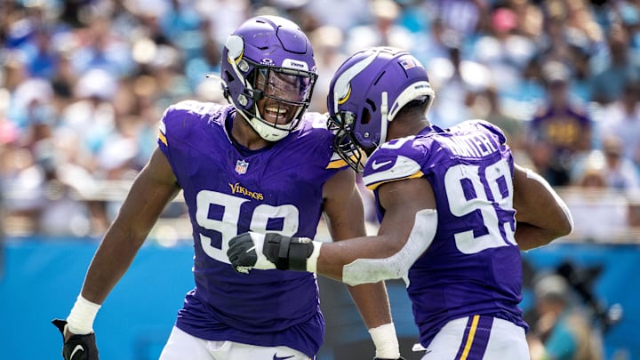 D.J. Wonnum and Danielle Hunter