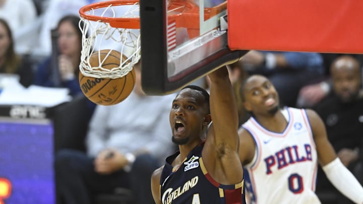 Nov 5, 2025; Cleveland, Ohio, USA; Cleveland Cavaliers center Evan Mobley (4) dunks in the fourth quarter against the Philadelphia 76ers at Rocket Arena. Mandatory Credit: David Richard-Imagn Images Nov 5, 2025; Cleveland, Ohio, USA; Cleveland Cavaliers center Evan Mobley (4) dunks in the fourth quarter against the Philadelphia 76ers at Rocket Arena. Mandatory Credit: David Richard-Imagn Images
