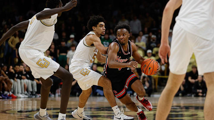 Houston's LJ Cryer (with ball)