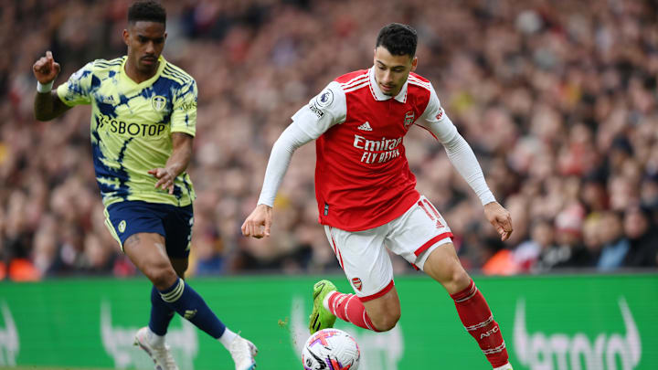 Martinelli foi titular na 1ª rodada do Campeonato Inglês Martinelli foi titular na 1ª rodada do Campeonato Inglês