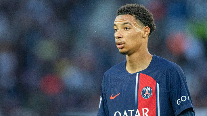 Hugo Ekitike avec le maillot du Paris Saint Germain face à Clermont en Ligue 1
