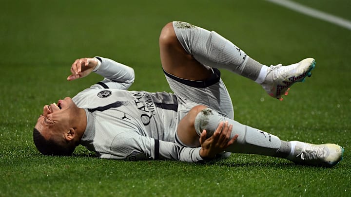 Kylian Mbappé est blessé.