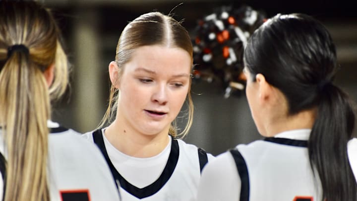 Cheyenne Hull and Davis of Yakima girls are the top overall seeds in the WIAA Class 4A girls championships. Cheyenne Hull and Davis of Yakima girls are the top overall seeds in the WIAA Class 4A girls championships.