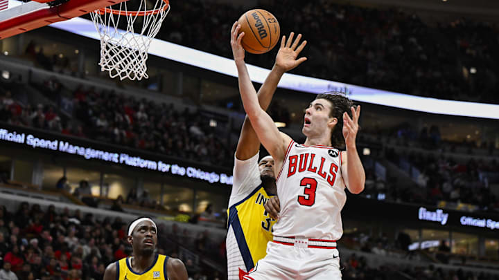 Mar 10, 2025; Chicago, Illinois, USA; Chicago Bulls guard Josh Giddey (3) shoots