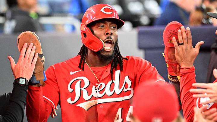 Sep 25, 2026; Toronto, Ontario, CAN; Cincinnati Reds designated hitter Elly De La Cruz (44) celebrates with teammates in the dugout after scoring a run against the Toronto Blue Jays in the third inning at Rogers Centre. Mandatory Credit: Dan Hamilton-Imagn Images Sep 25, 2026; Toronto, Ontario, CAN; Cincinnati Reds designated hitter Elly De La Cruz (44) celebrates with teammates in the dugout after scoring a run against the Toronto Blue Jays in the third inning at Rogers Centre. Mandatory Credit: Dan Hamilton-Imagn Images