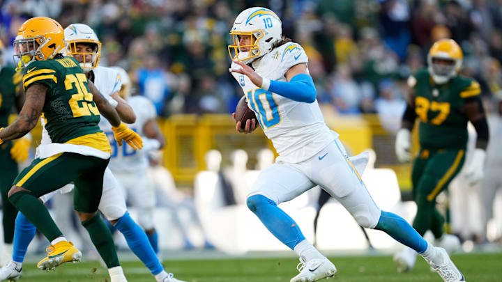 Los Angeles Chargers v Green Bay Packers