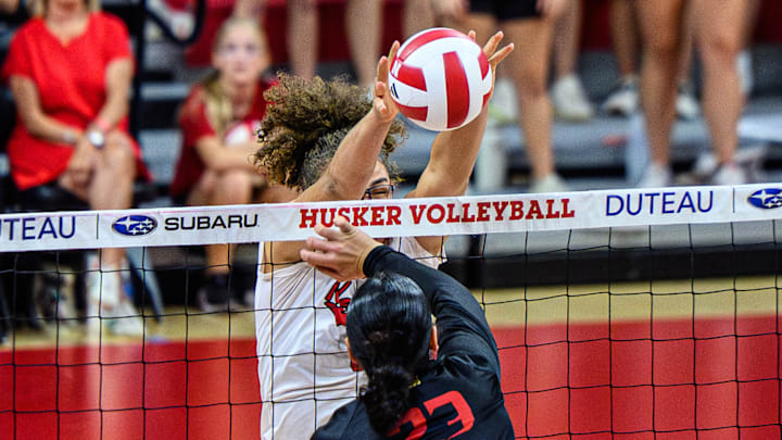 Despite recording their third-straight sweep, the Nebraska volleyball team will be looking to block out some noise with several road matches on the horizon.