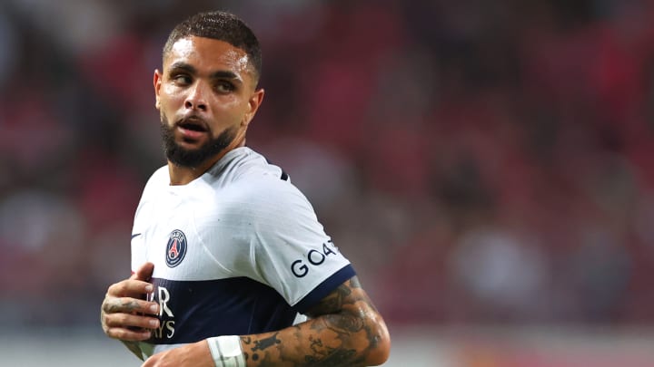 Layvin Kurzawa a critiqué le PSG.
