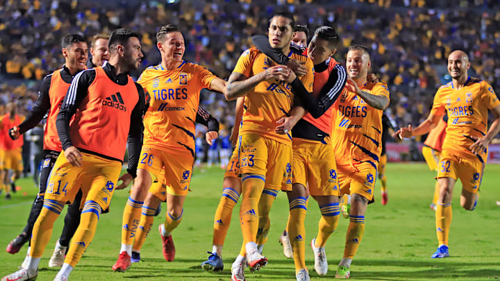 Jugadores de Tigres UANL celebran un gol. Jugadores de Tigres UANL celebran un gol.