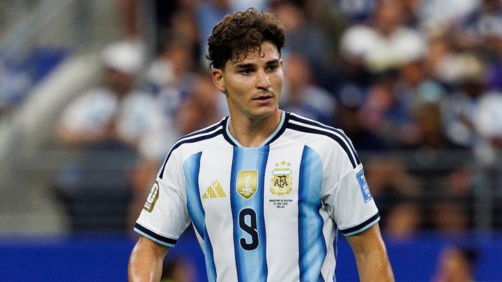 Julián Álvarez quiere cumplir el sueño de jugar en el FC Barcelona Julián Álvarez quiere cumplir el sueño de jugar en el FC Barcelona