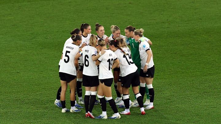 Vor allem der Teamgeist der DFB-Frauen beeindruckt unsere Kolumnistin Vor allem der Teamgeist der DFB-Frauen beeindruckt unsere Kolumnistin