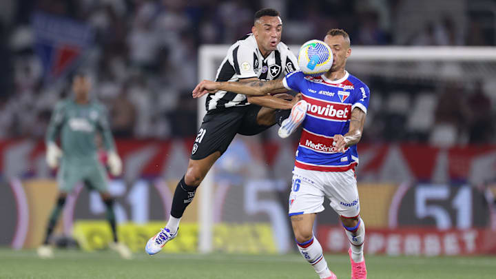 Fortaleza x Botafogo se enfrentam pelo Brasileirão 2025
