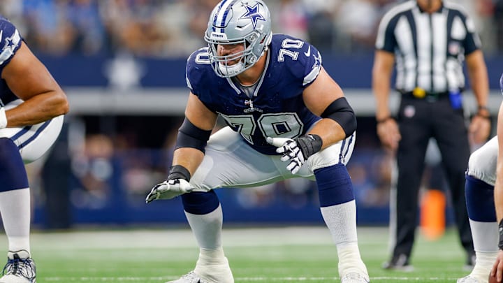 Oct 13, 2024; Arlington, Texas, USA; Dallas Cowboys guard Zack Martin (70) lines up for the snap during the first quarter against the Detroit Lions at AT&T Stadium. Mandatory Credit: Andrew Dieb-Imagn Images Oct 13, 2024; Arlington, Texas, USA; Dallas Cowboys guard Zack Martin (70) lines up for the snap during the first quarter against the Detroit Lions at AT&T Stadium. Mandatory Credit: Andrew Dieb-Imagn Images
