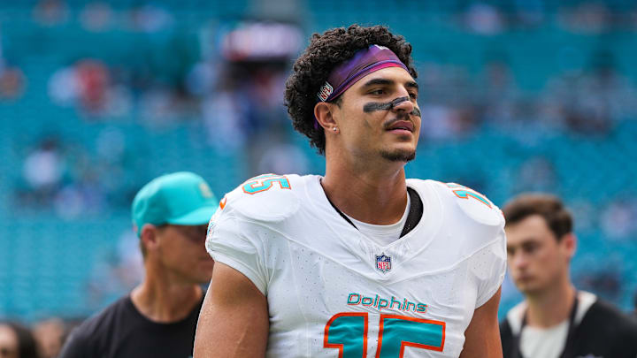 Los Angeles Chargers v Miami Dolphins - NFL 2025