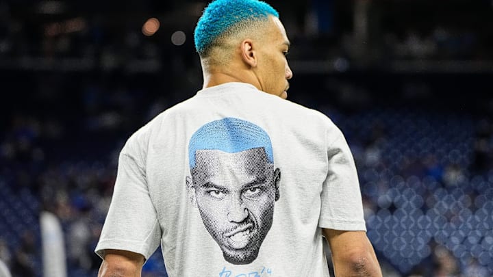 Detroit Lions wide receiver Amon-Ra St. Brown (14) warms up before the NFC divisional round against Commanders