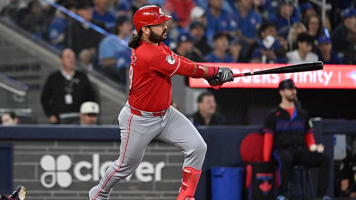 Sep 25, 2026; Toronto, Ontario, CAN; Cincinnati Reds third baseman Eugenio Suarez (28) hits a single against the Toronto Blue Jays in the third inning at Rogers Centre. Mandatory Credit: Dan Hamilton-Imagn Images Sep 25, 2026; Toronto, Ontario, CAN; Cincinnati Reds third baseman Eugenio Suarez (28) hits a single against the Toronto Blue Jays in the third inning at Rogers Centre. Mandatory Credit: Dan Hamilton-Imagn Images
