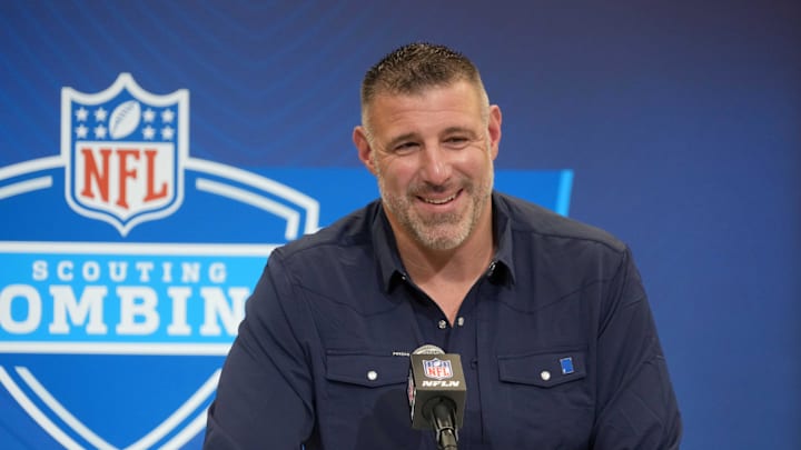 Feb 25, 2025; Indianapolis, IN, USA; New England Patriots coach Mike Vrabel speaks during the NFL Scouting Combine at the Indiana Convention Center. Mandatory Credit: Kirby Lee-Imagn Images Feb 25, 2025; Indianapolis, IN, USA; New England Patriots coach Mike Vrabel speaks during the NFL Scouting Combine at the Indiana Convention Center. Mandatory Credit: Kirby Lee-Imagn Images