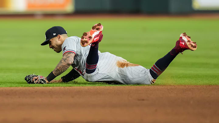 Carlos Correa fue figura en el Juego 2 de la Serie Divisional ante los Astros