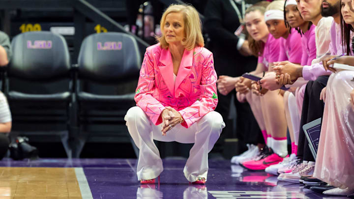 Tigers Head Coach Kim Mulkey, LSU Tigers Women’s Basketball take on Arkansas in Baton Rouge, LA. Thursday, Jan. 29, 2026. Tigers Head Coach Kim Mulkey, LSU Tigers Women’s Basketball take on Arkansas in Baton Rouge, LA. Thursday, Jan. 29, 2026.