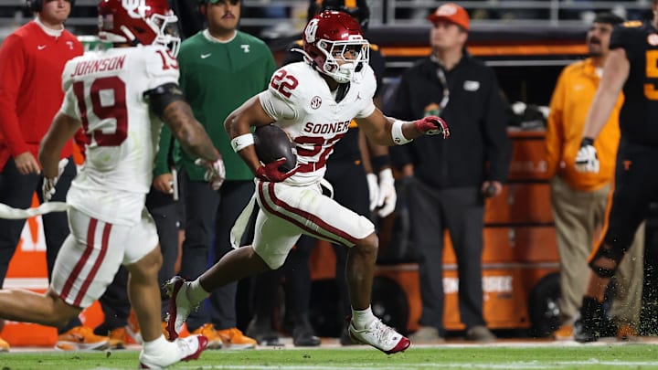 Oklahoma safety Peyton Bowen returns an interception against Tennessee. Oklahoma safety Peyton Bowen returns an interception against Tennessee.