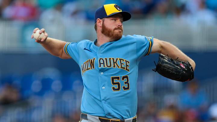 Apr 18, 2026; Miami, Florida, USA; Milwaukee Brewers starting pitcher Brandon Woodruff (53) delivers a pitch against the Miami Marlins during the fourth inning at loanDepot Park. Mandatory Credit: Sam Navarro-Imagn Images Apr 18, 2026; Miami, Florida, USA; Milwaukee Brewers starting pitcher Brandon Woodruff (53) delivers a pitch against the Miami Marlins during the fourth inning at loanDepot Park. Mandatory Credit: Sam Navarro-Imagn Images