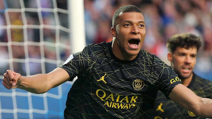 Kylian Mbappé, leader d'un PSG chaotique.