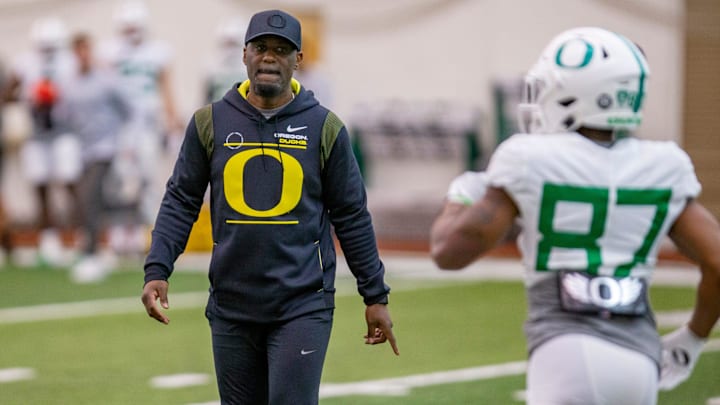 Oregon co-offensive coordinator and wide receivers coach Junior Adams