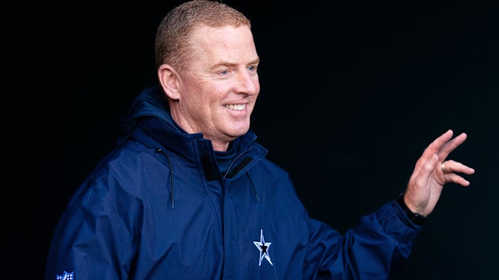 Dallas Cowboys head coach Jason Garrett walks out of the tunnel for a game against the Philadelphia Eagles.